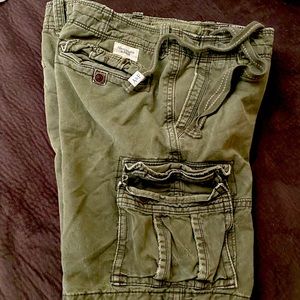 Abercrombie and Fitch excellent condition cargo shorts